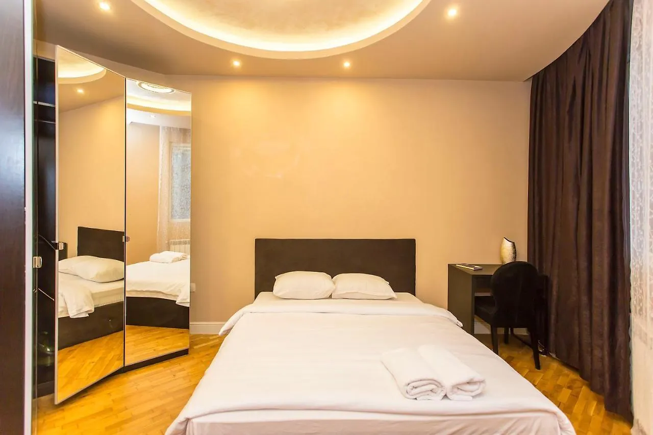 Elegant 2Bdr Apartment With A Balcony Szófia